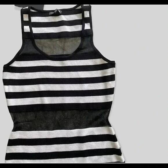 Fashion Nova Maxi dress - Picture 3 of 9